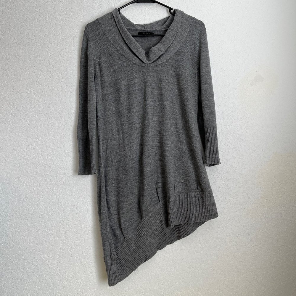 Jessica Simpson 3/4 Sleeve Asymmetrical Scoop Neck Tunic, Gray, Size S - Picture 1 of 8